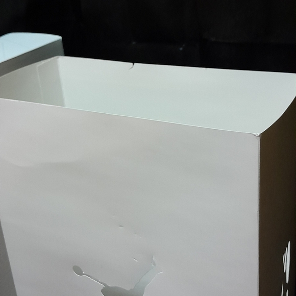 Air Jordan XXXVII BOX ONLY 9.5 Outside Sleve Does Have Flaws Some In Box - Picture 12 of 16